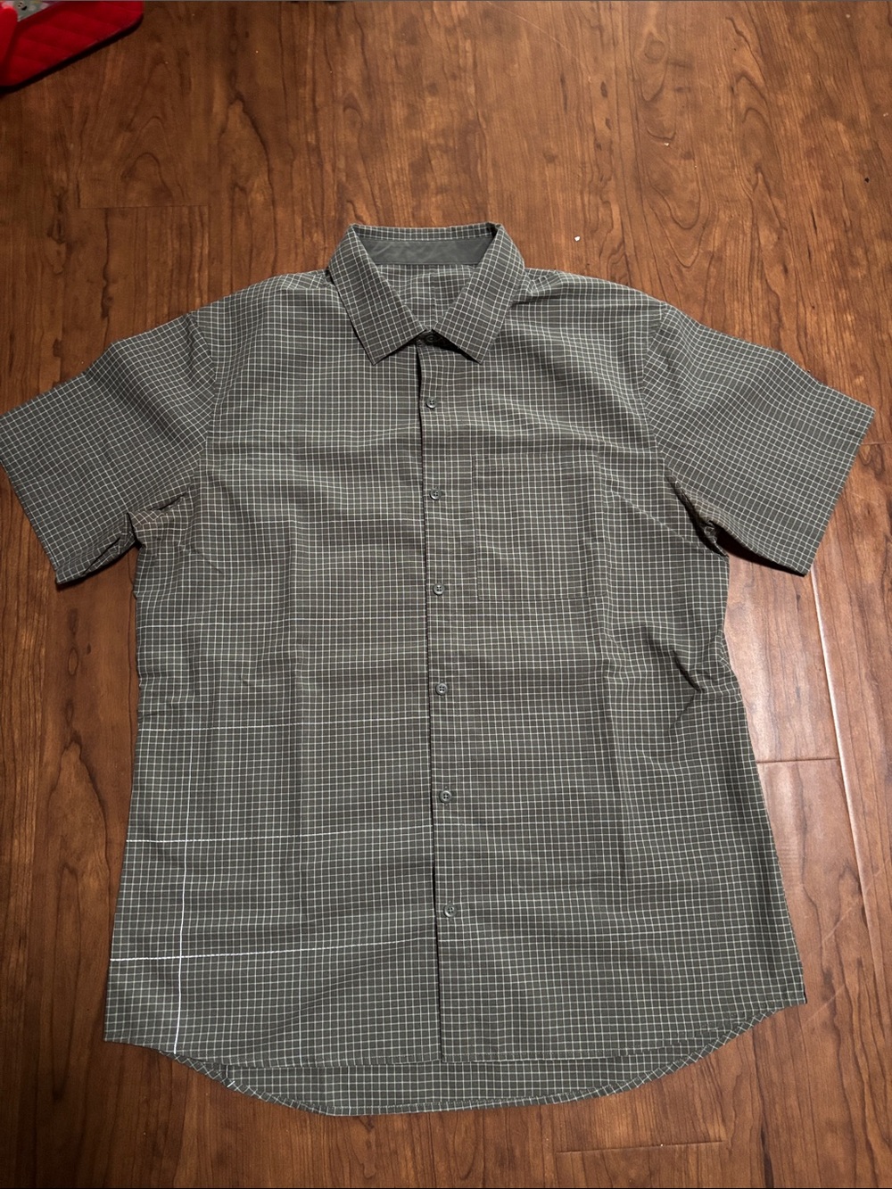 Lululemon Olive Gingham SS Button Up Shirt